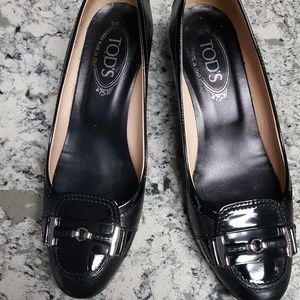 Tod's black leather pumps size 39